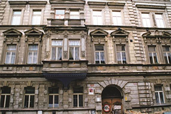dům v ulici Plachého 6, Plzeň (původní místo apartmánu)